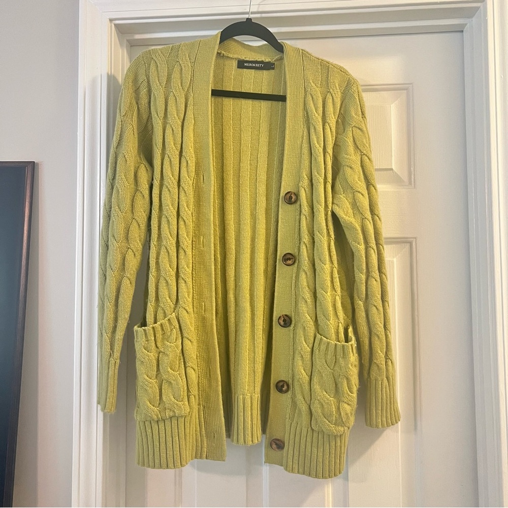Merokeety Green Knitted Acrylic Sweater Large Buttons Pockets